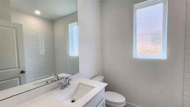 Building Photo - 28815 Texas Sparrow Ln