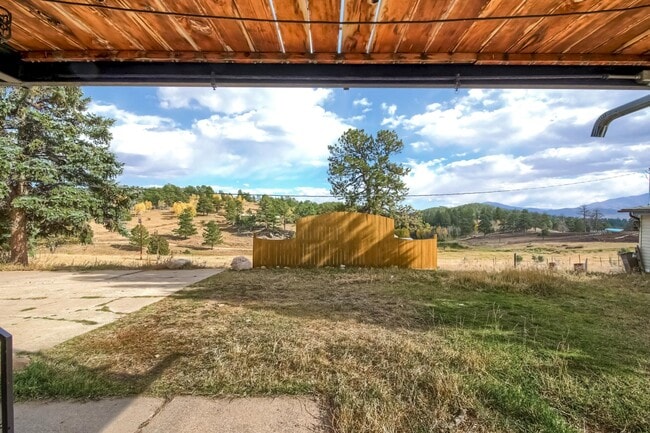 Building Photo - 14783 S Wandcrest Dr