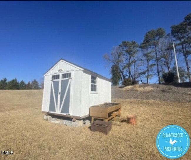 Building Photo - 112 Hoyne Way