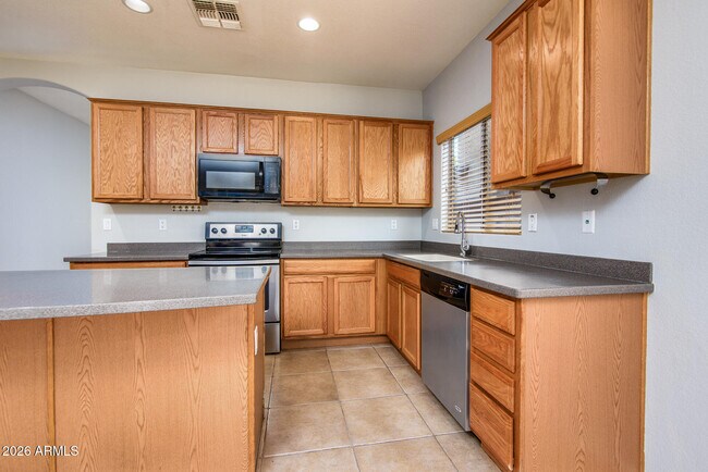 Building Photo - 44317 Rhinestone Rd