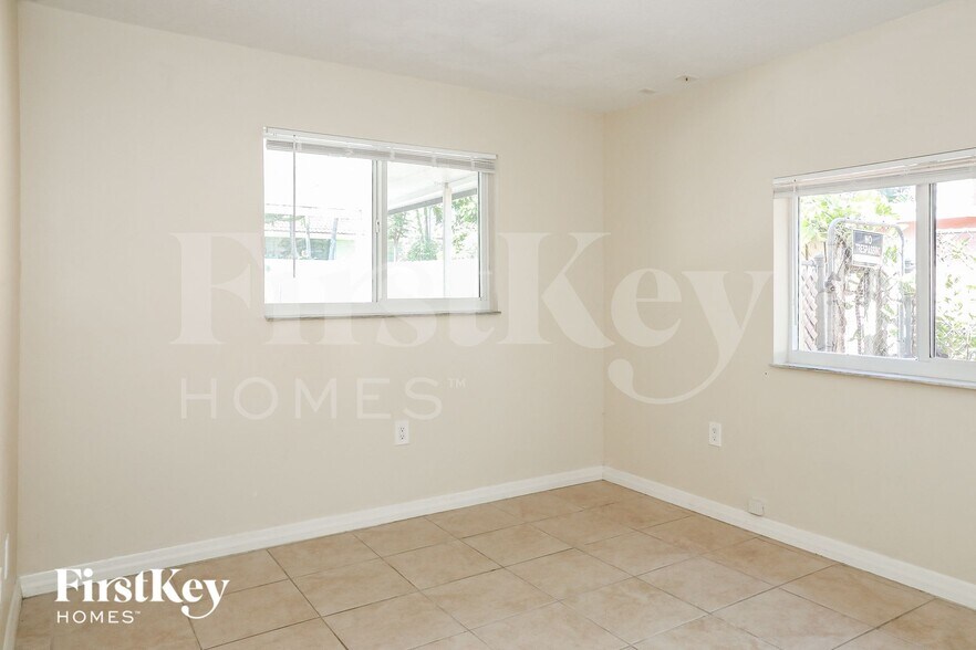 Building Photo - 7461 NW 23rd St