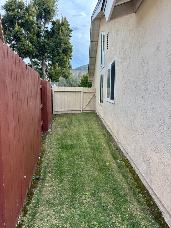 Building Photo - Spacious 4BR San Diego Home with Private Pool