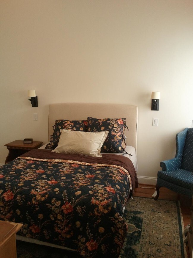 Building Photo - 2803 North Capitol St NE