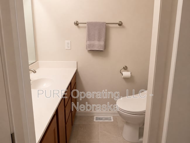 Building Photo - 8464 N 155th St