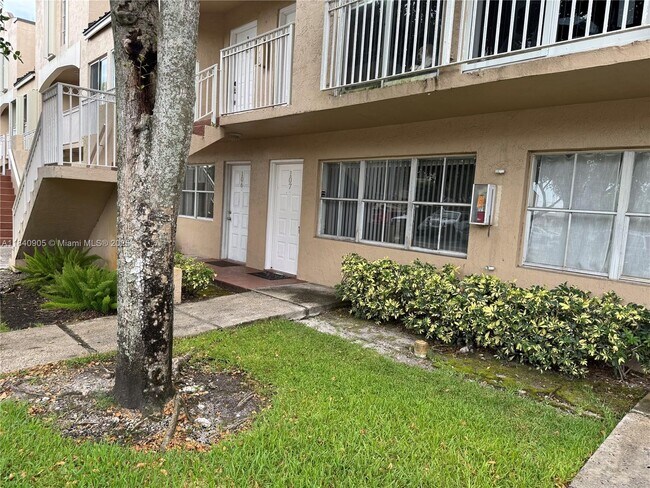 Primary Photo - 8670 NW 6th Ln