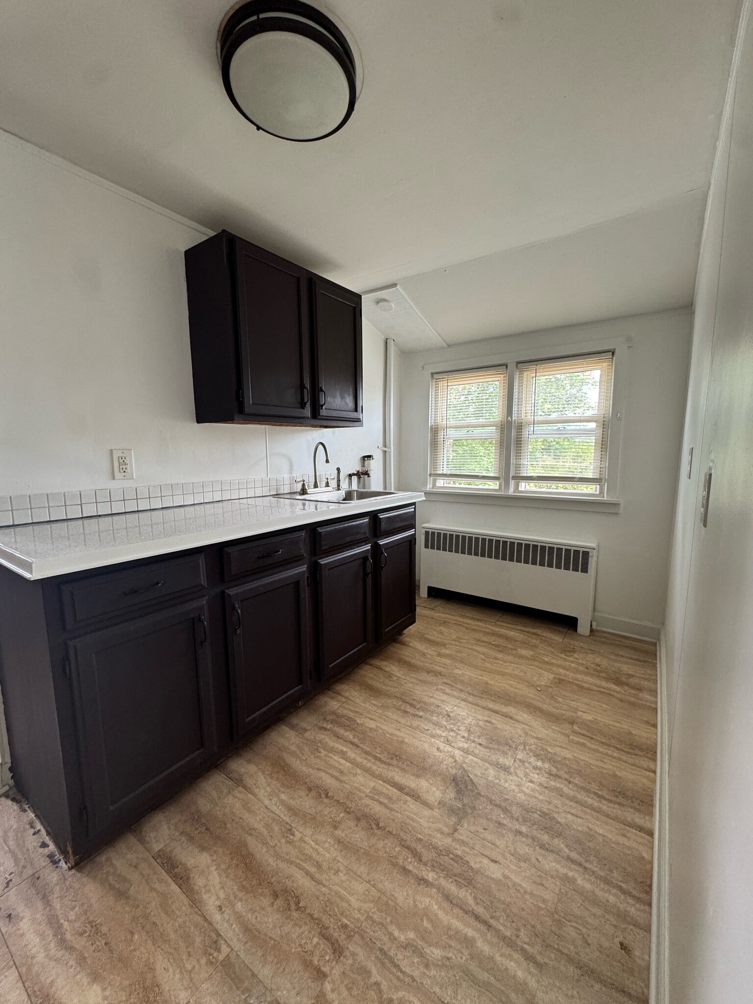 Building Photo - 1316 Maple Ave