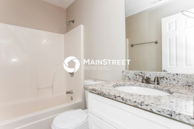 Building Photo - 3 Bedroom Pet-Friendly Home in Covington, ...