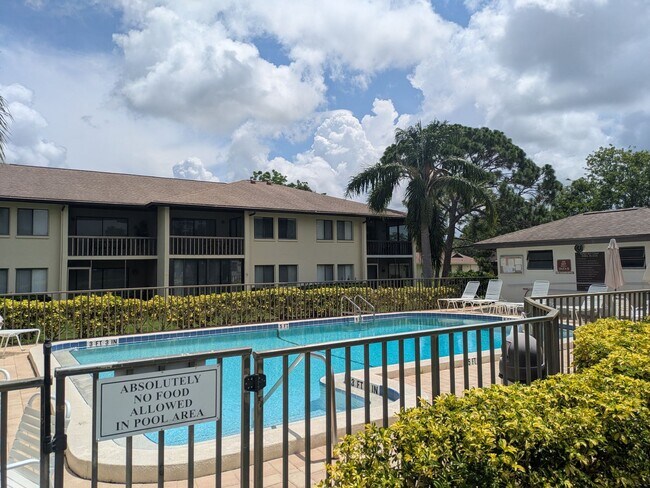 Building Photo - SEASONAL/SHORT TERM TURNKEY condo