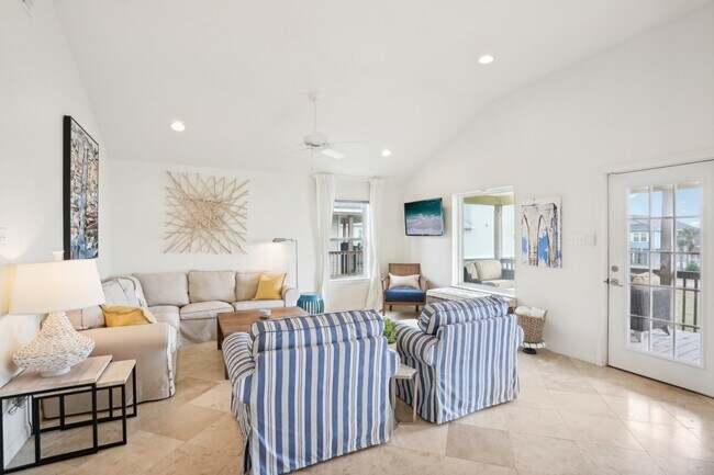 Building Photo - 22123 Cantina Dr