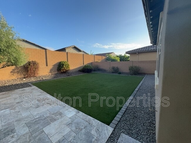 Building Photo - 20654 W Alsap Rd