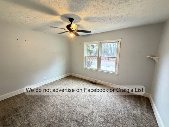 Building Photo - Blake Street &amp; Facility Drive Duplex