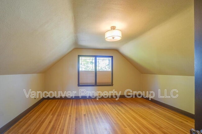 Building Photo - 2814 H St