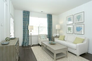 Interior Photo - The Woods East Windsor