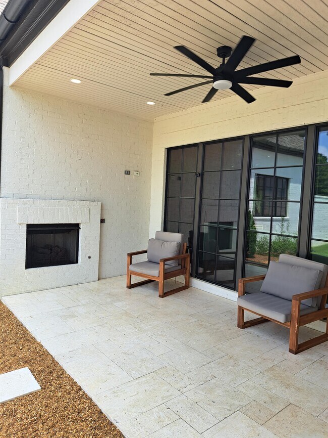 Building Photo - 7085 Fain Park Dr