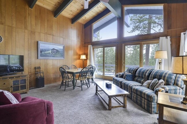 Building Photo - LEASE PENDING- Snow Flower, Tahoe City Ski...