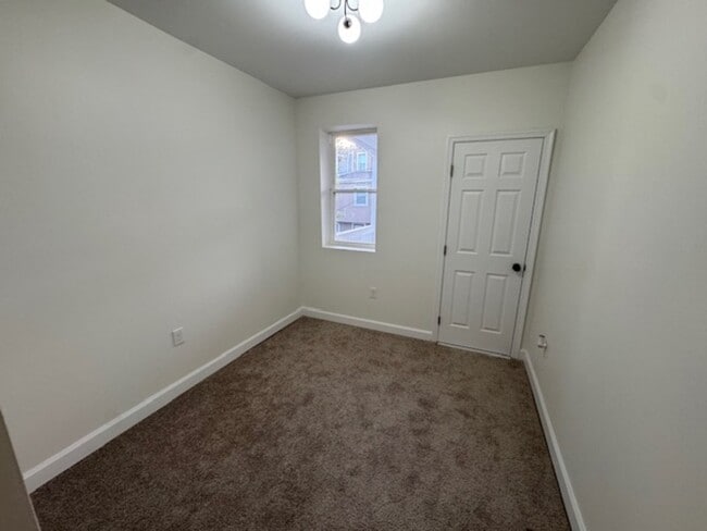 Building Photo - 1922 N Bentalou St