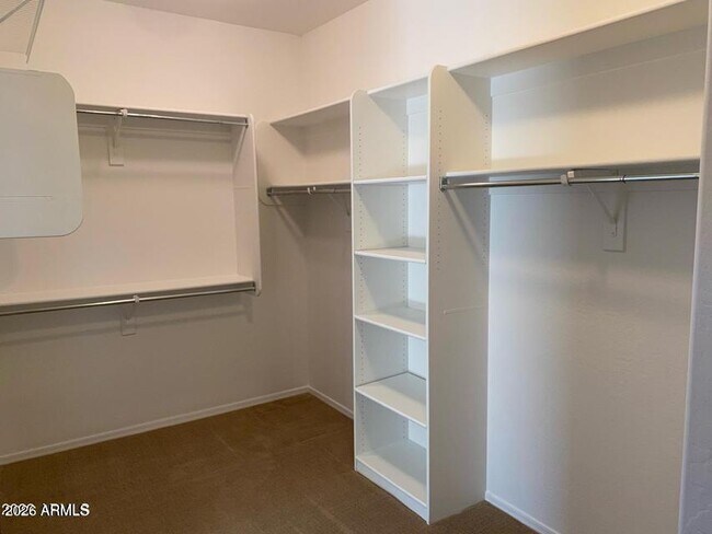 Building Photo - 6857 S Birdie Way