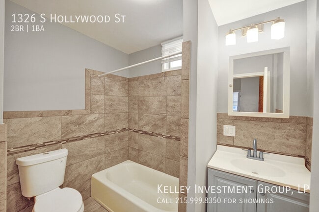 Building Photo - 1326 S Hollywood St