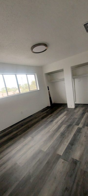 Building Photo - 6321 Newtown Cir