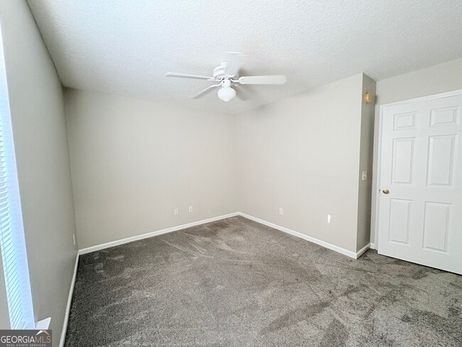 Building Photo - 102 Natures Bounty Trail