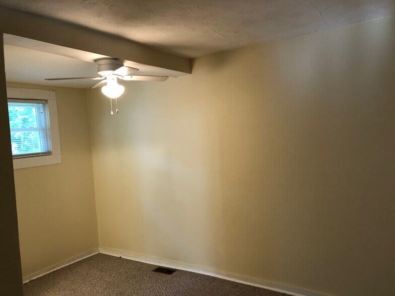 Bedroom #2 - 308 Rose St