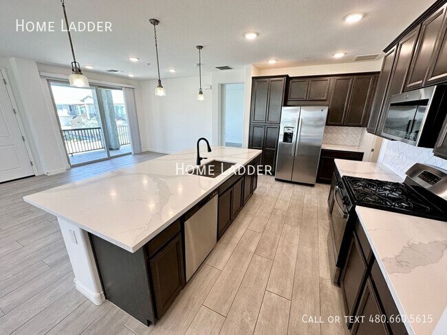 Building Photo - 5100 E Rancho Paloma Dr