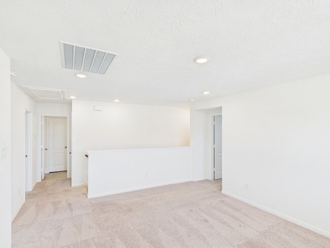 Building Photo - 15643 Fellswood Dr