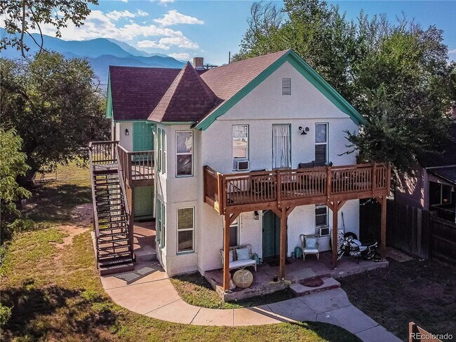 Building Photo - 910 Sahwatch St