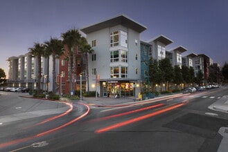 Building Photo - Avenue 64