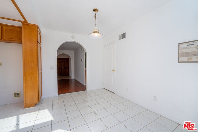 Building Photo - 12023 Stone Gate Way