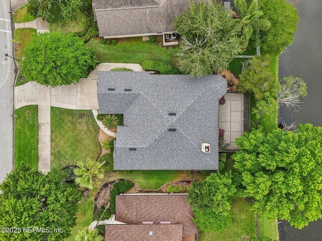 Building Photo - 2260 Harbor Lake Dr