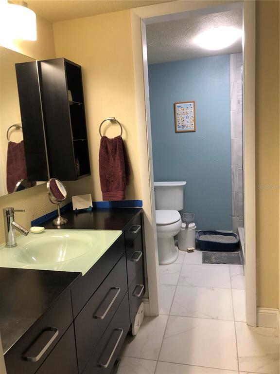 Building Photo - 6020 Shore Blvd S