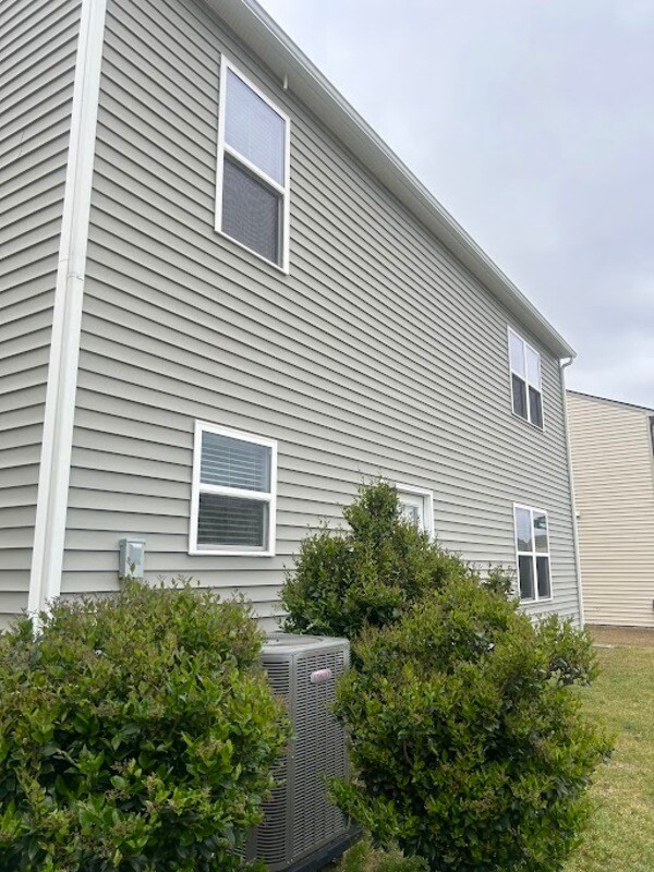 Building Photo - 8004 Remington Heights Drive
