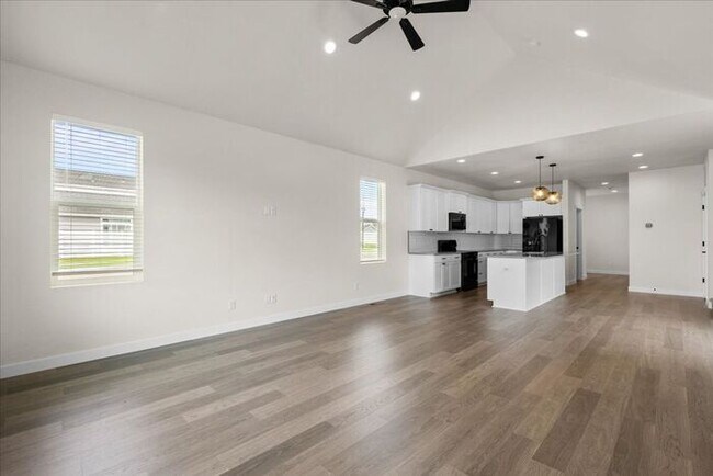 Building Photo - Newly Constructed Home with Spacious Layout