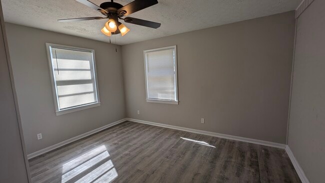 Building Photo - 311 Orchard Ln