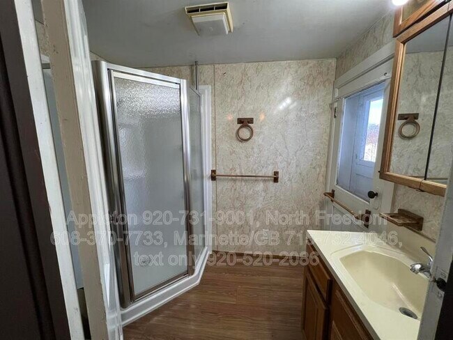 Building Photo - 38A Lehner St