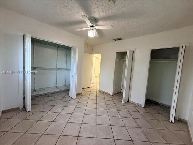 Building Photo - 561 W 39th St