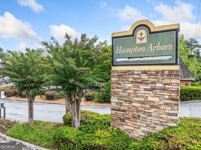 Building Photo - 705 Beaufort Cir
