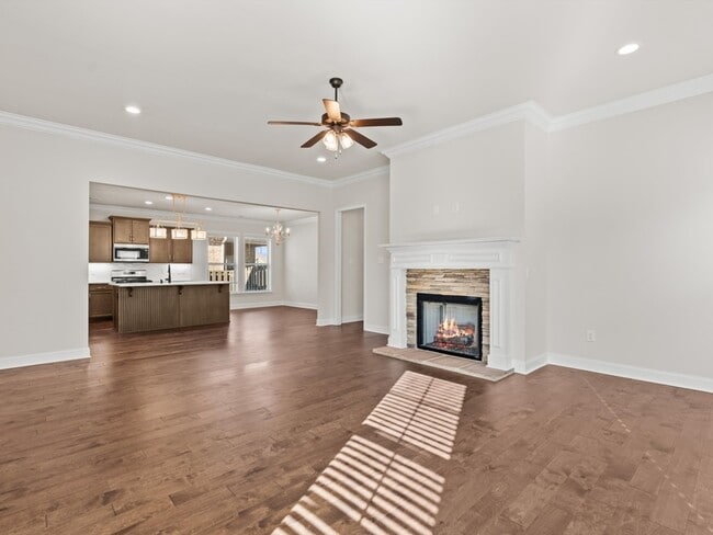 Building Photo - 9036 Mountain Preserve Blvd SE