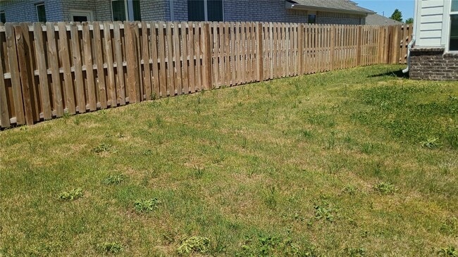 Building Photo - 2141 Bluebonnet Ln