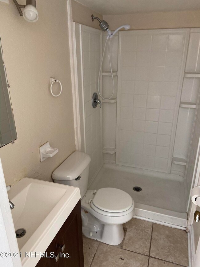 Building Photo - 1950 Paine Ave