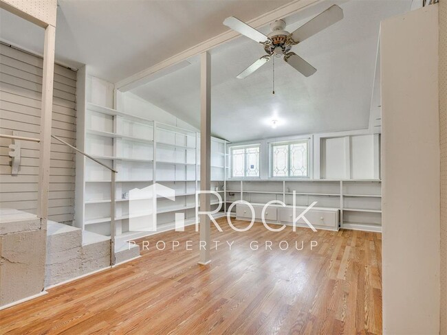 Building Photo - 3 Bedroom Home + 1 Bedroom Apartment near OCU and Uptown!