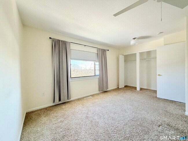 Building Photo - 163 Monticello Dr