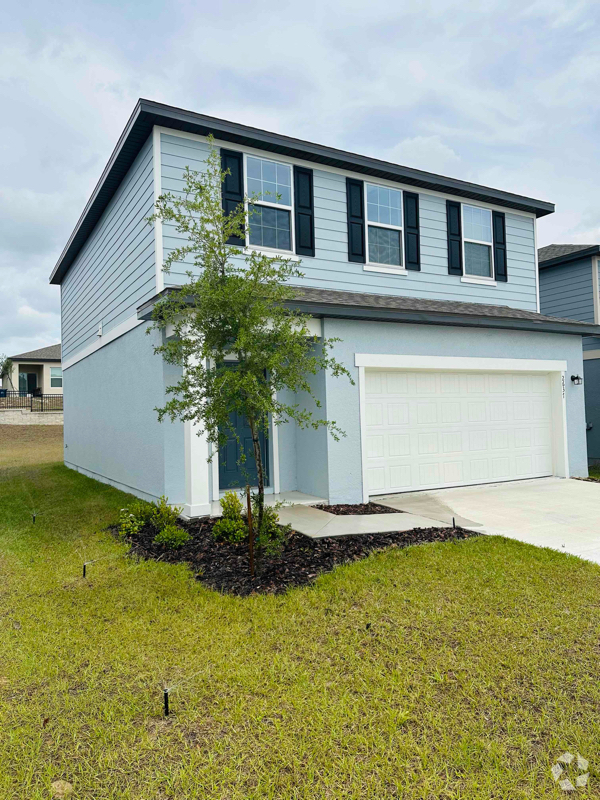 Building Photo - 2637 Buttercup Ave