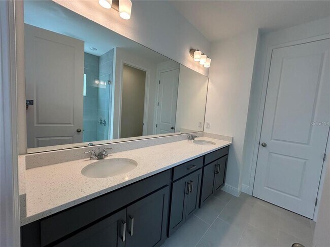 Building Photo - 16902 Hamlin Oasis Lp