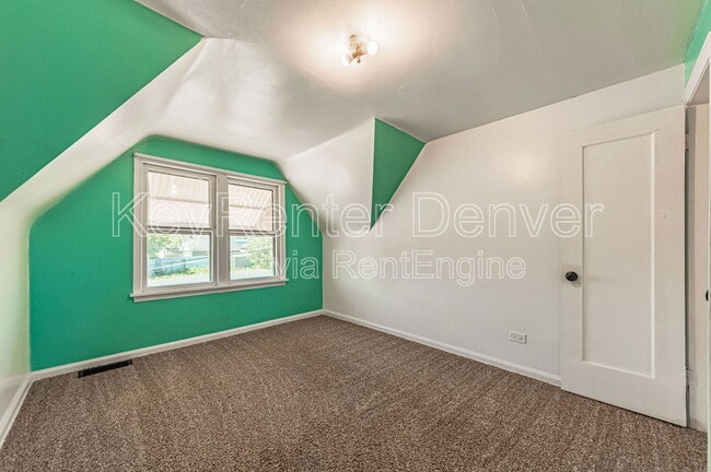 Building Photo - 6801 Irving St