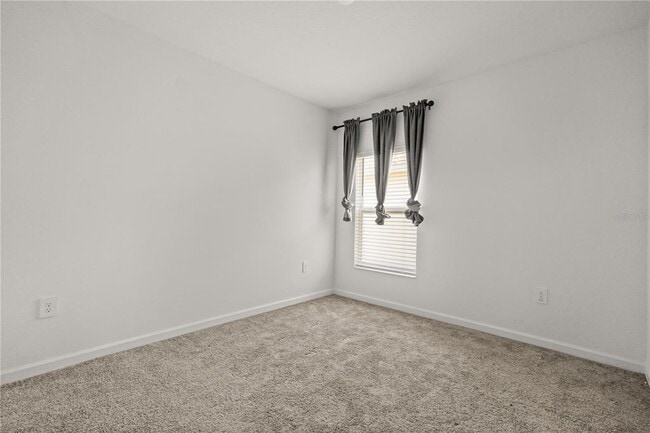 Building Photo - 680 Sand Pne Ln