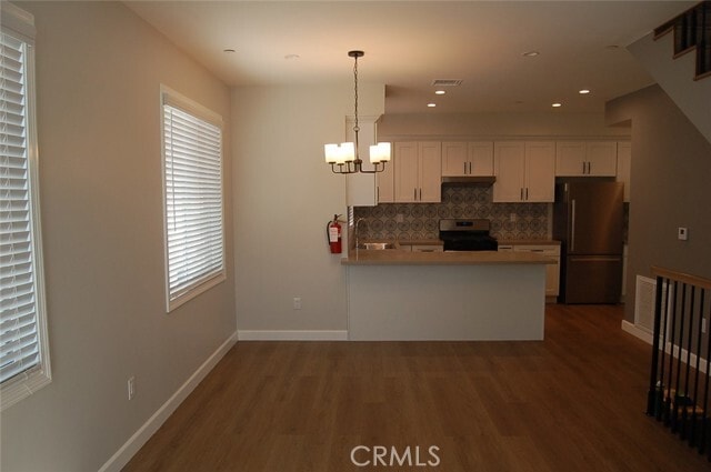 Building Photo - 425 W Duarte Rd