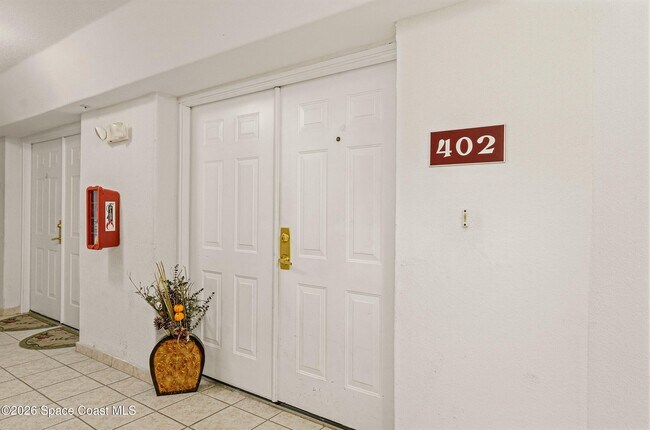 Building Photo - 800 Del Rio Way