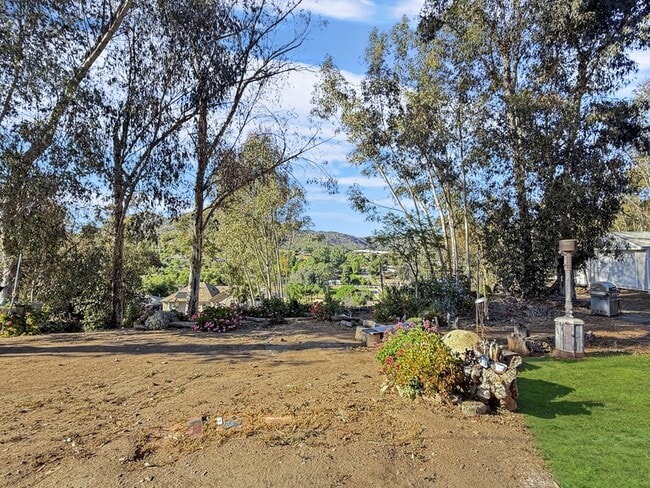 Building Photo - 3053 Quail Rd